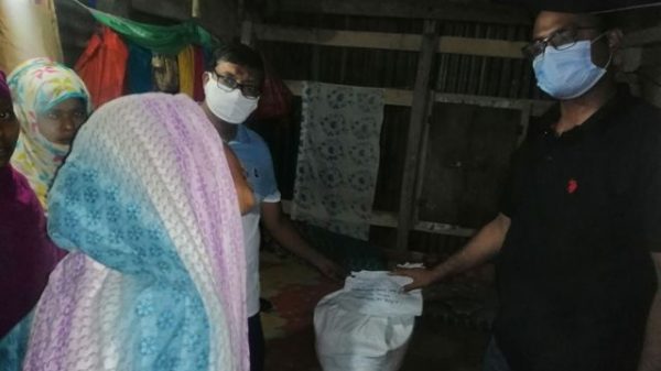 বরিশালে খাদ্য সহায়তা চাইলেন ফোনে