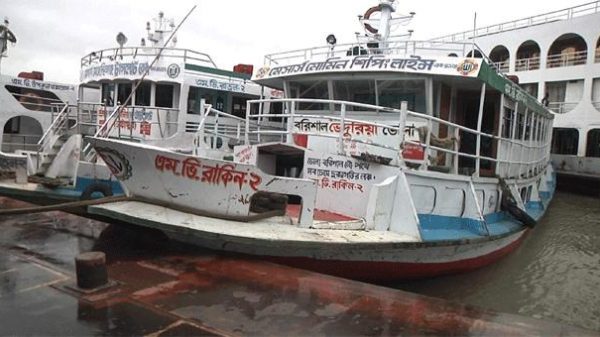 মানবেতর জীবনযাপন করছে লঞ্চ শ্রমিকরা