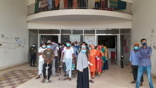 বরিশালে সিলিন্ডারের সংকট