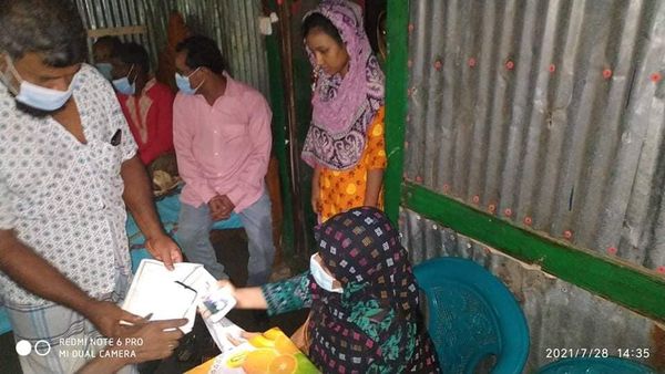 কাউখালীতে বিয়ের আয়োজন করায় জরিমানা