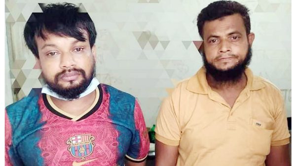 গৌরনদীতে ওষুধ চোর আটক