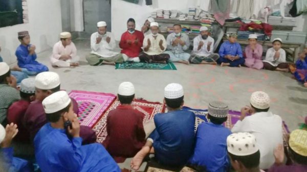 বানারীপাড়ায় বেগম ফজিলাতুন নেছা মুজিবের জন্মদিনে দোয়া মিলাদ অনুষ্ঠিত