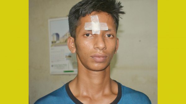 জেলা পুলিশের পরিচ্ছন্ন কর্মীর ওপর ‘কিশোর গ্যাংয়ের’ হামলা