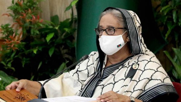 ১৫ দিন পর টিকার দ্বিতীয় ডোজ দিতে প্রধানমন্ত্রীর পরামর্শ