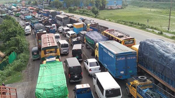 ফের বন্ধ গণপরিবহন