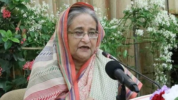 পরিচ্ছন্নতাকর্মীদের ফ্ল্যাটের ভাড়া নিতে প্রধানমন্ত্রীর বারণ