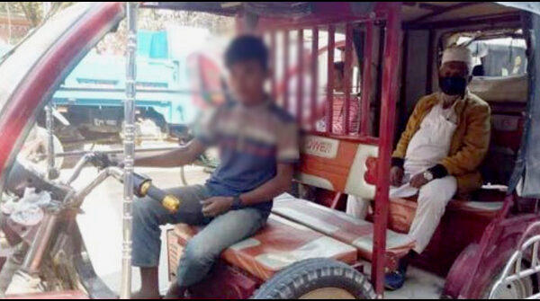 বরিশালে দাপিয়ে বেড়াচ্ছে অপ্রাপ্তবয়স্ক চালক!