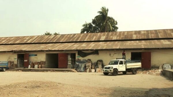 নিশ্চিহ্ন হয়ে গেলে একসময়ের বরিশালের সরগরম মৎস্য বাজার